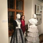 Tuulikki Tolli kostüümide ja -kavandite näitus Tallinna Linnateatris